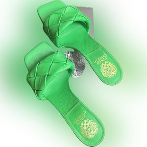 3 1/2 inch heeled sandal in green by Vince Camino
